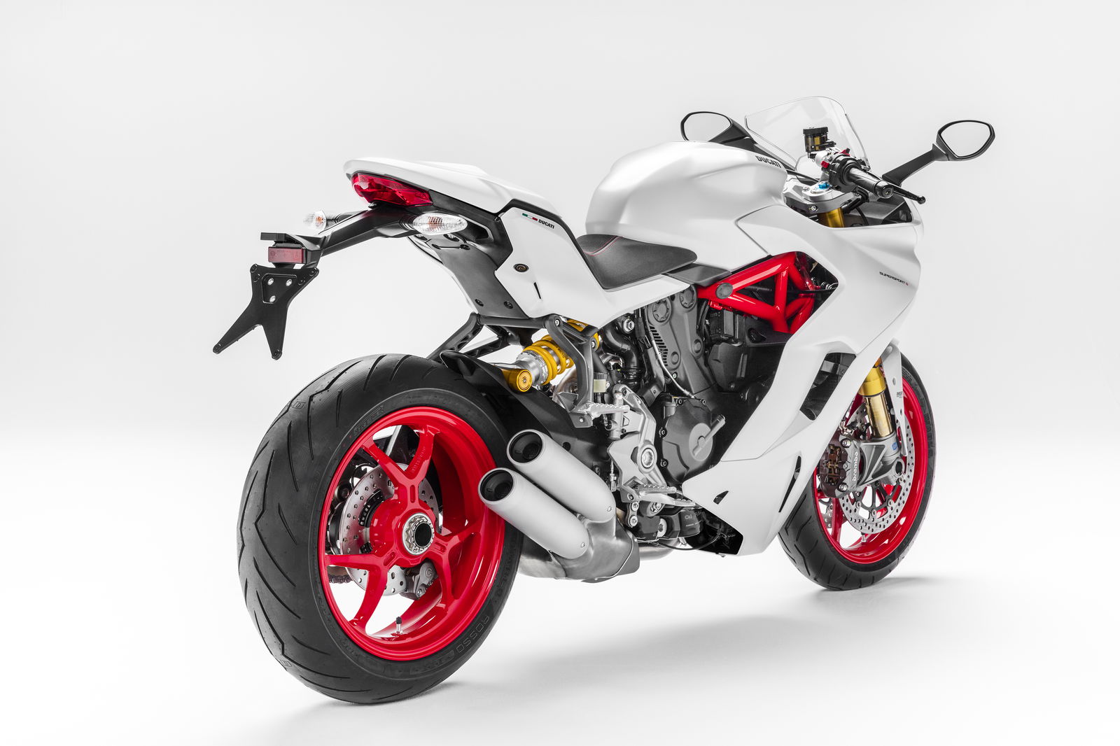 Ducati Supersport and Supersport S debut